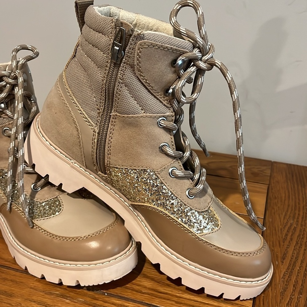 Dolce Vita Pryor Bootie Size 9 M. - Picture 9 of 11